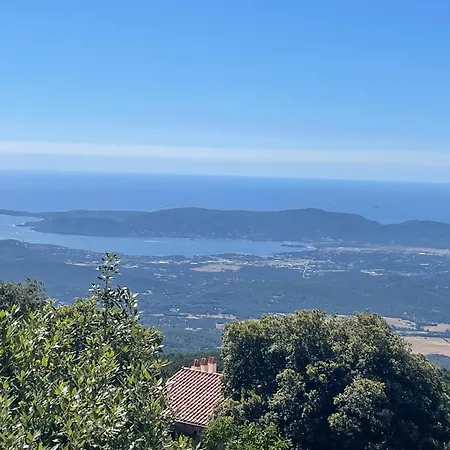 Maison De Charme Avec Vue Imprenable Sur Le Golfe De Porto-vecchio Сasa de vacaciones Porto Vecchio