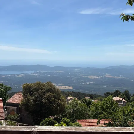 Maison De Charme Avec Vue Imprenable Sur Le Golfe De Porto-vecchio Сasa de vacaciones Porto Vecchio